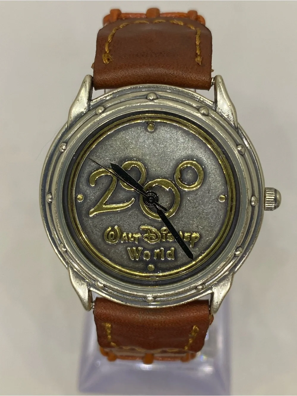 Men’s *** Disney *** Rare ^ Millennium Collectors Watch *^*
